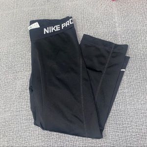 Nike Drifit Cropped Leggings